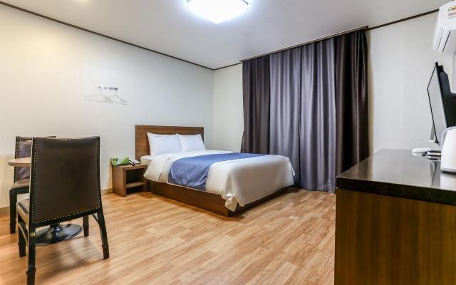 Hyundai Motel Gangneung Extérieur photo