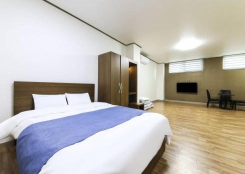 Hyundai Motel Gangneung Extérieur photo